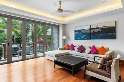 Apartment mit Balkon — Nai Thon Beachfront Apartments
